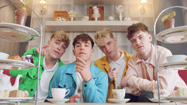 养颜好听英国鲜肉男团roadtrip翻唱霉霉新单me