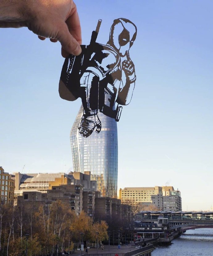 艺术源于生活一只手也能走遍世界