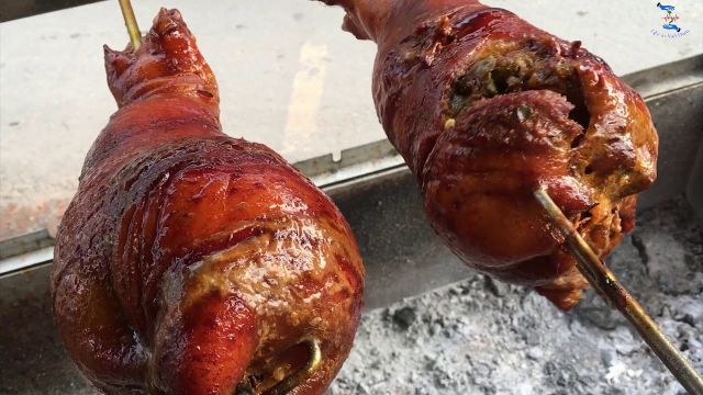 越南街头美食特色烤猪腿真的是让人流口水了