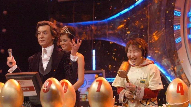14年前靠给李咏砸金蛋为生,今"破壳而出",逆袭成国际超模