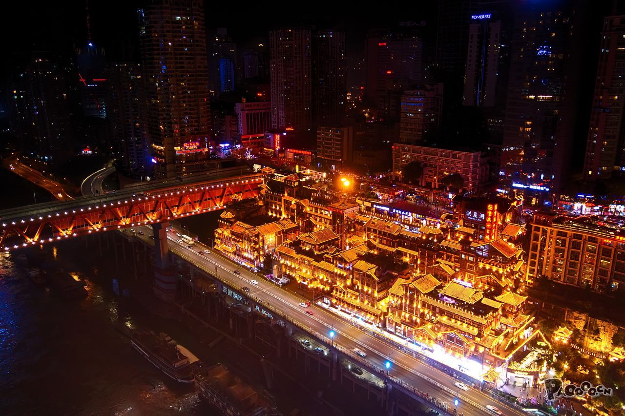 航拍下的重庆洪崖洞,别有一番风味__凤凰网