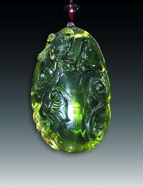 绿琥珀是怎么形成的绿琥珀又该如何鉴别