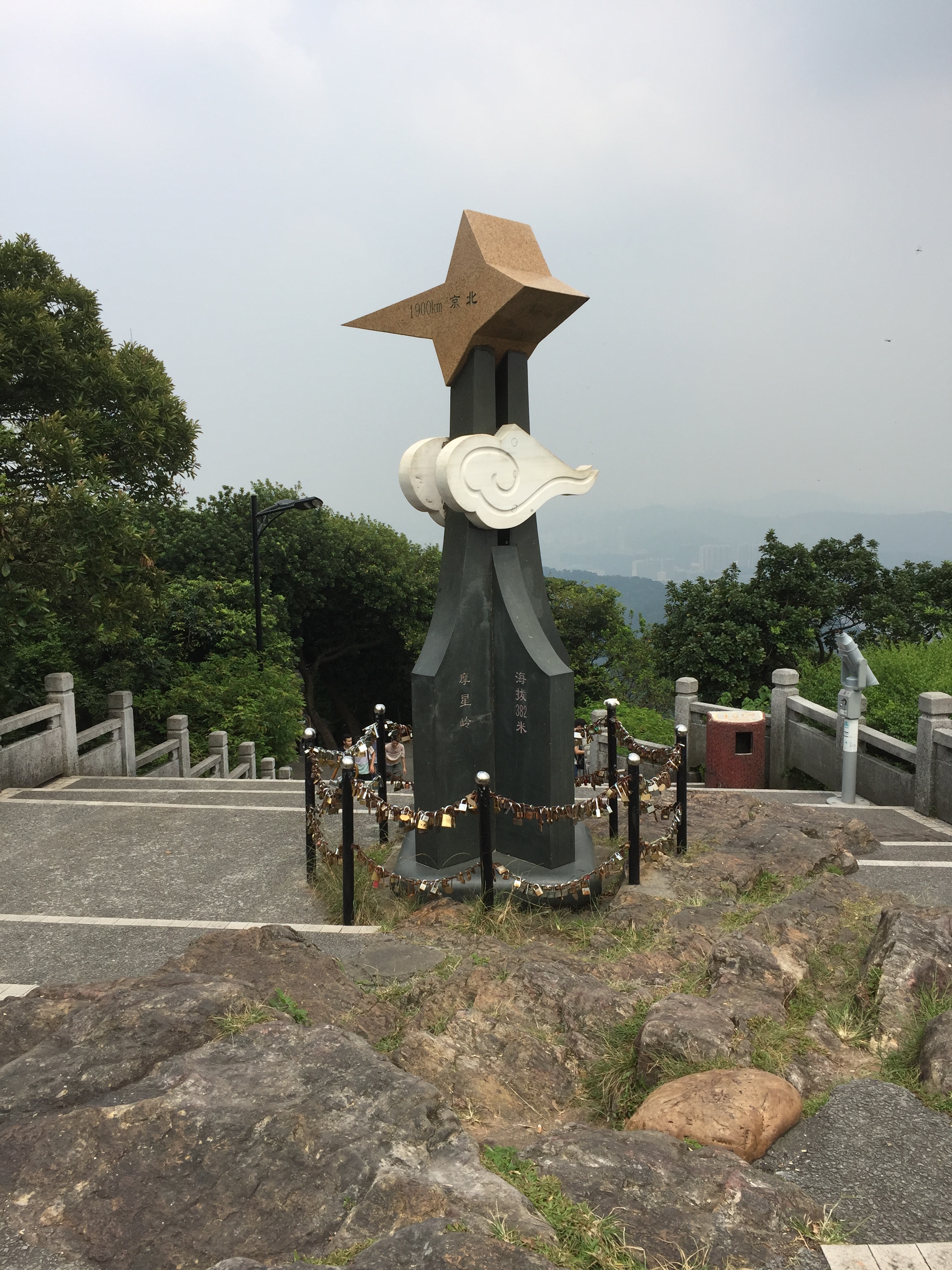 天南第一峰锦绣南天占地20多平方千米广州白云山风景区