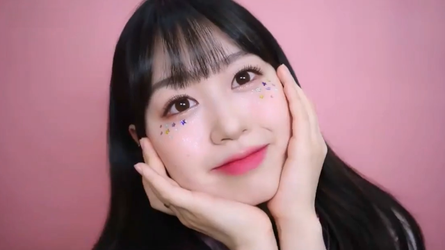 可爱大眼萌妹纸妆容,超级适合夏天呀!