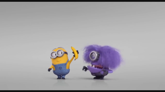 小黄人拿香蕉逗小紫人真的好有趣呀,哈哈哈!