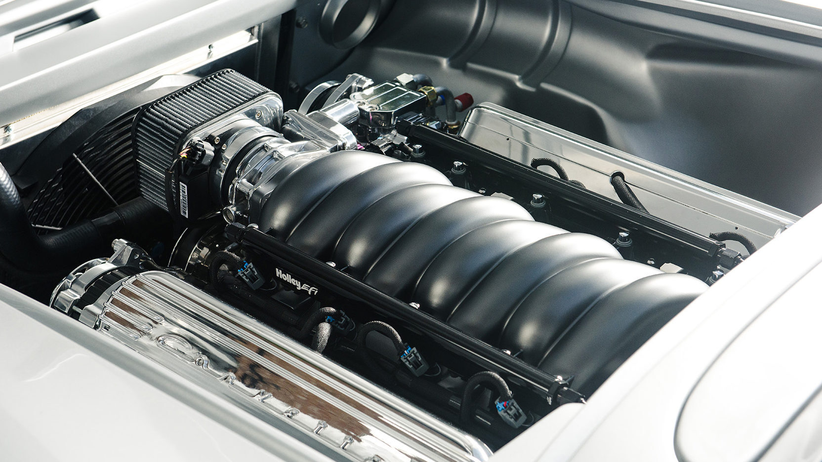 新款500马力的gm ls3发动机 全新gm 4l70e自动变速箱 art morrison