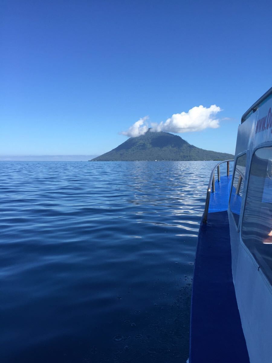 美娜多布那肯 蓝碧潜水绝佳胜地__凤凰网