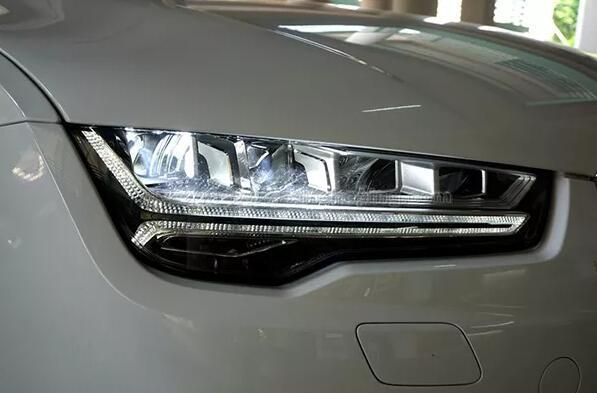 那些年老司机们追过的大灯__凤凰网