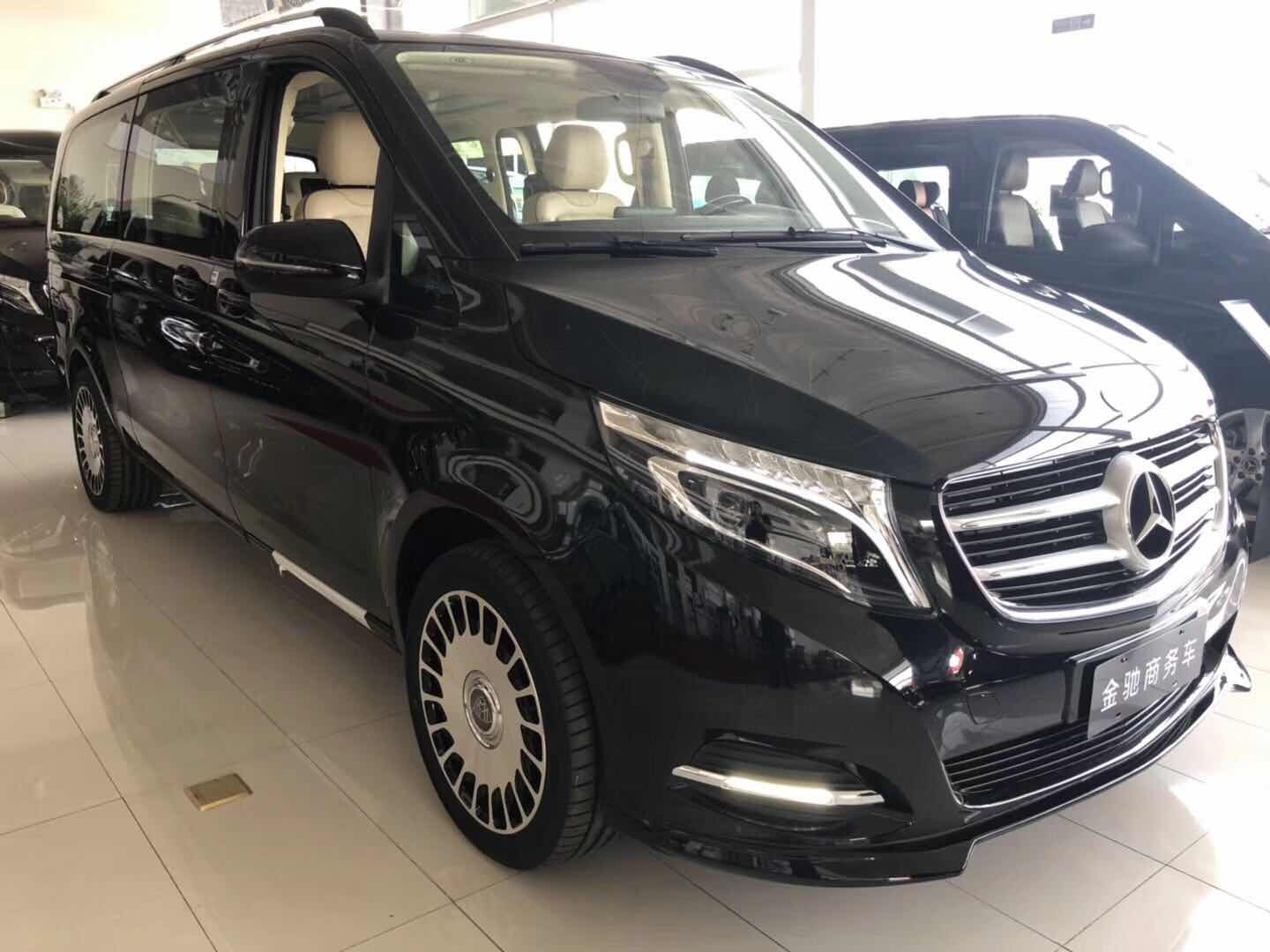 奔驰进口v250,定制系列,懂车的人,更懂家庭.__凤凰网