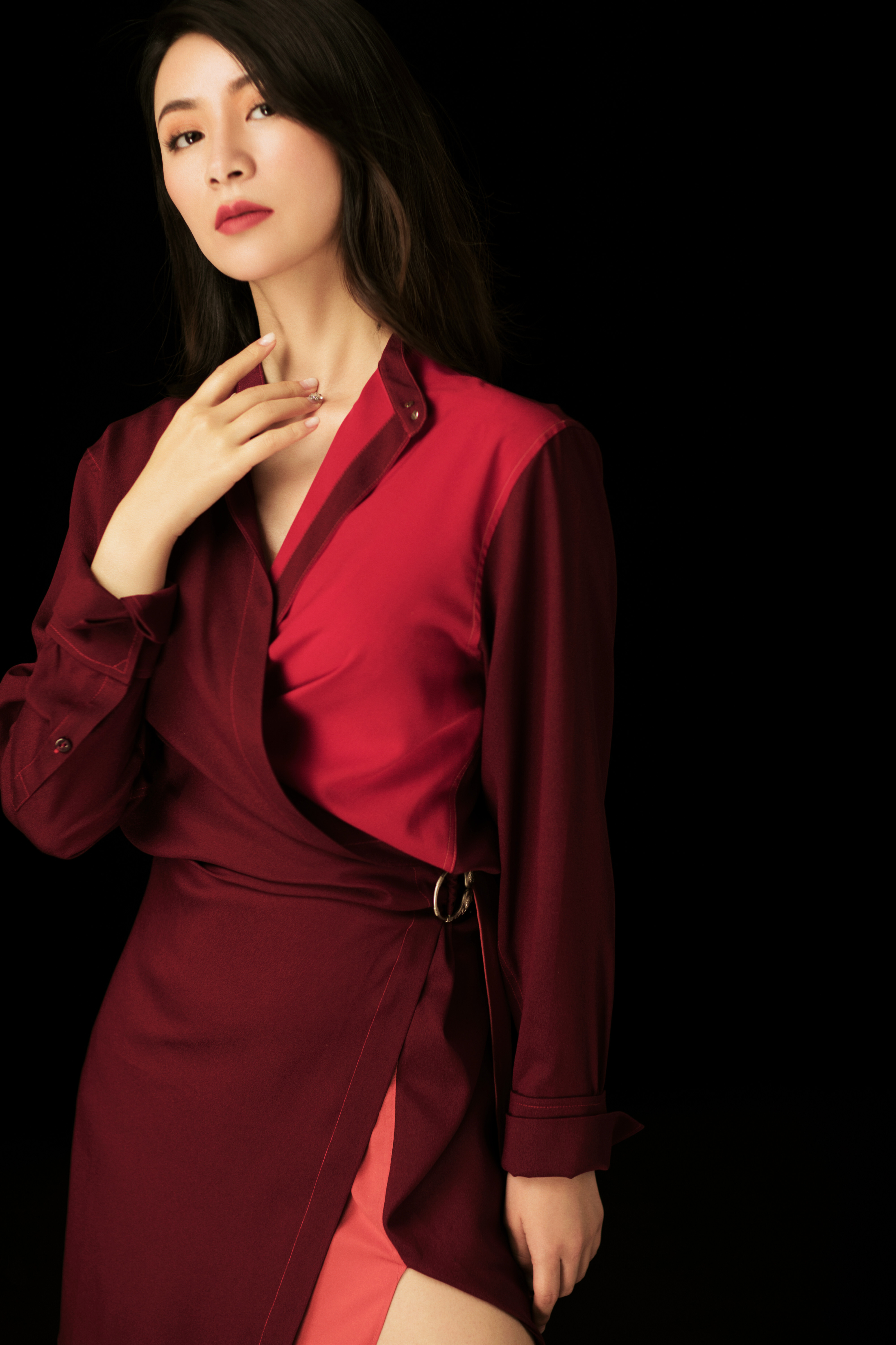 刘庭羽化身霸气御姐冷艳高贵期待陈情令再次绽放