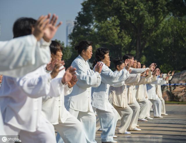 人到50岁以后,该如何丰富业余生活?__凤凰网