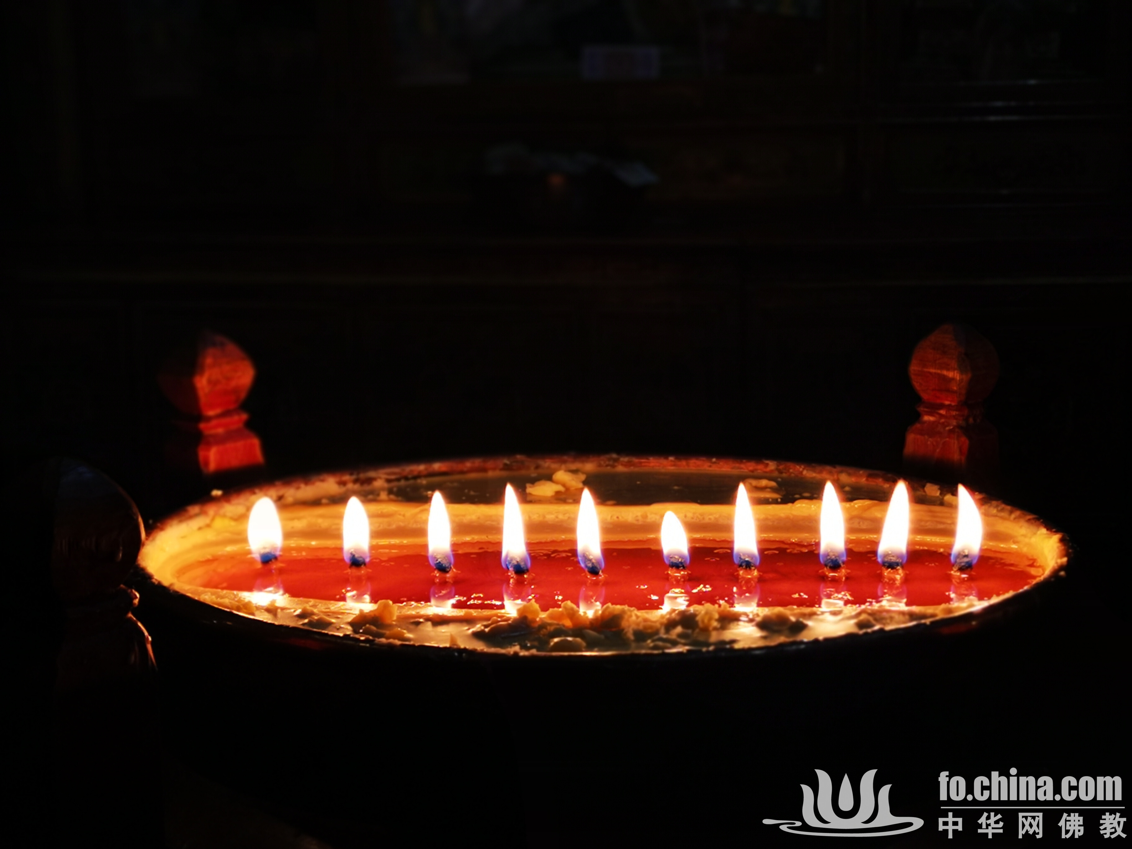 佛门礼仪:居士在家如何供灯?__凤凰网