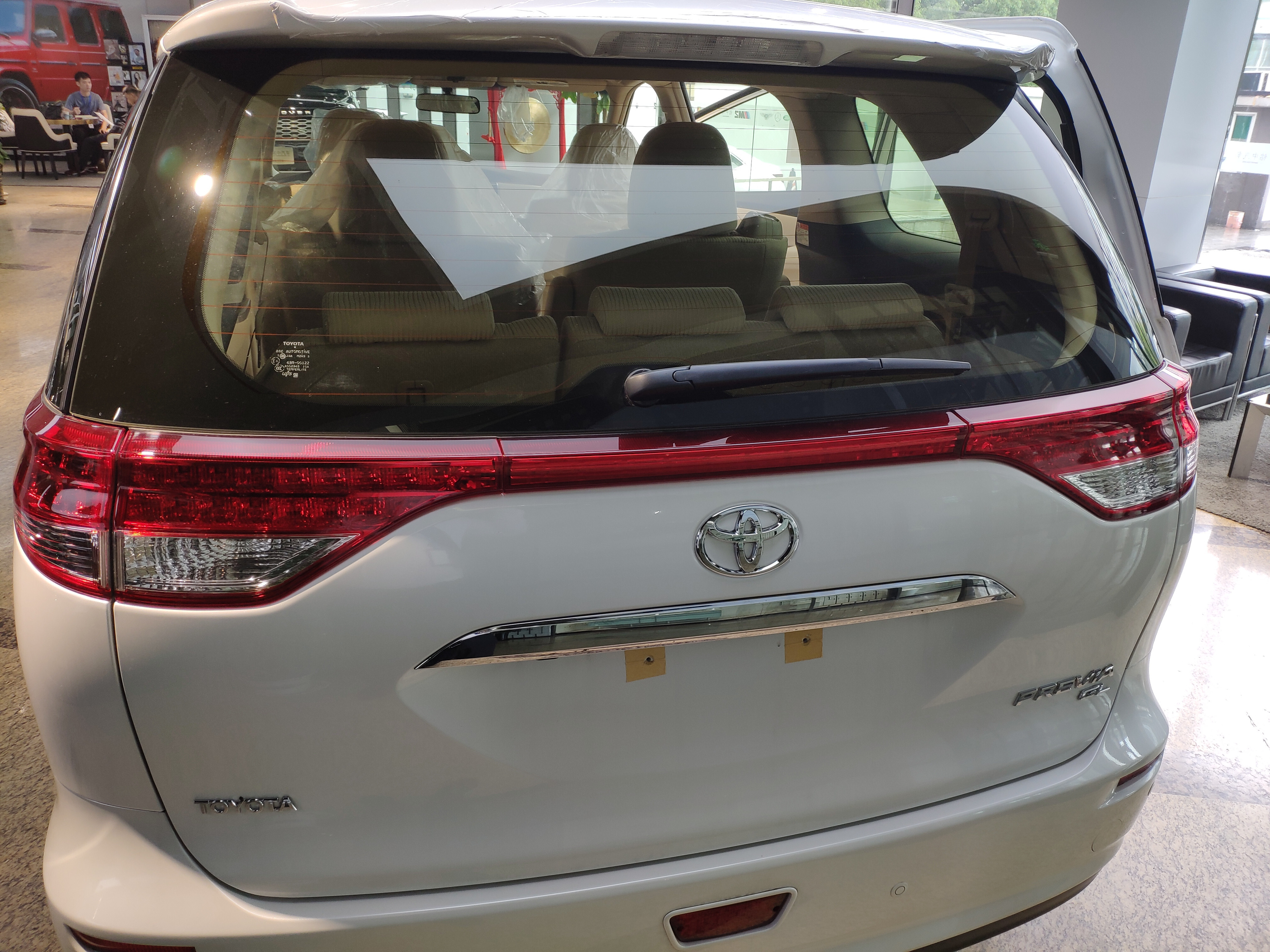 一代神车丰田普瑞维亚号称大霸王最后的辉煌