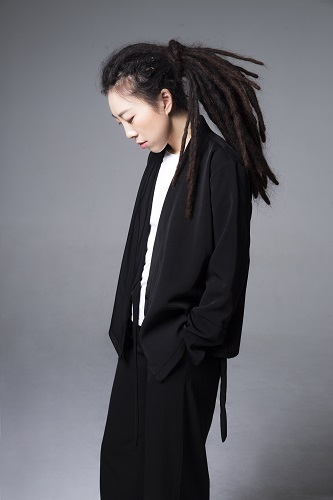 李上安新单《执此一念》正式上线 寂静唱腔分享片刻简单