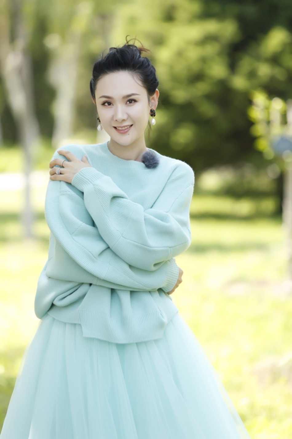 程莉莎做客《新生日记》 分享生产经历鼓励嘉宾