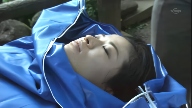 为获得遗产女子雇凶谋杀老公自己却进了裹尸袋