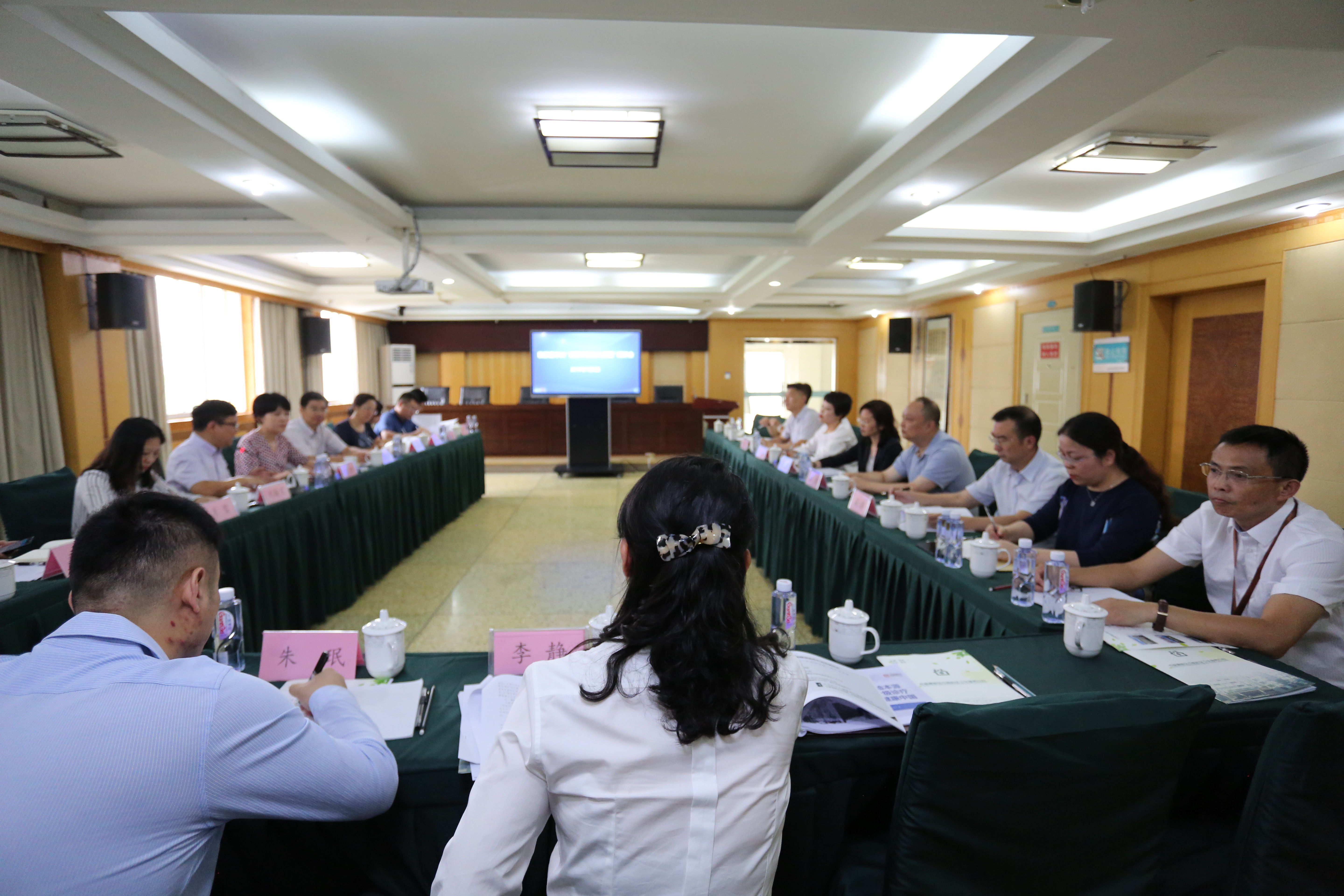 成都市政府副市长敬静一行到中和社区卫生服务中心调研“华西妇儿联盟”工作__凤凰网