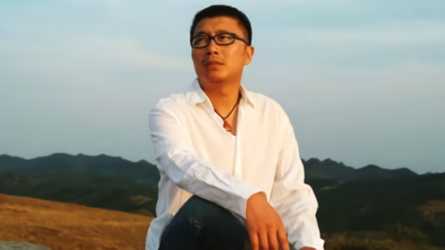 00后没听过!庞龙再现经典老歌太好听了,勾起无数90后的回忆_凤凰网视频_凤凰网