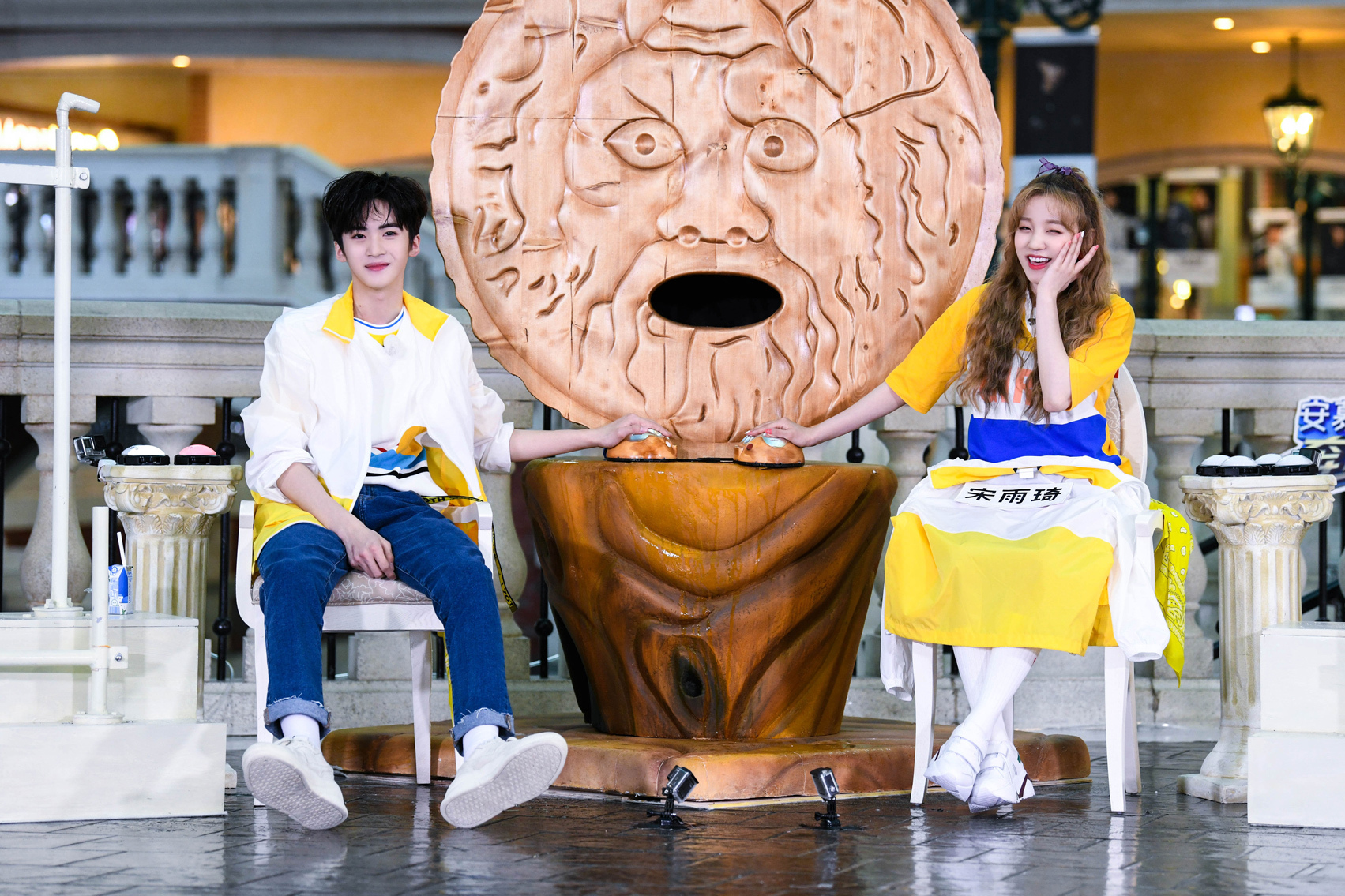 好好兄妹齐聚奔跑吧收官战暖男闫桉全程守护宋雨琦