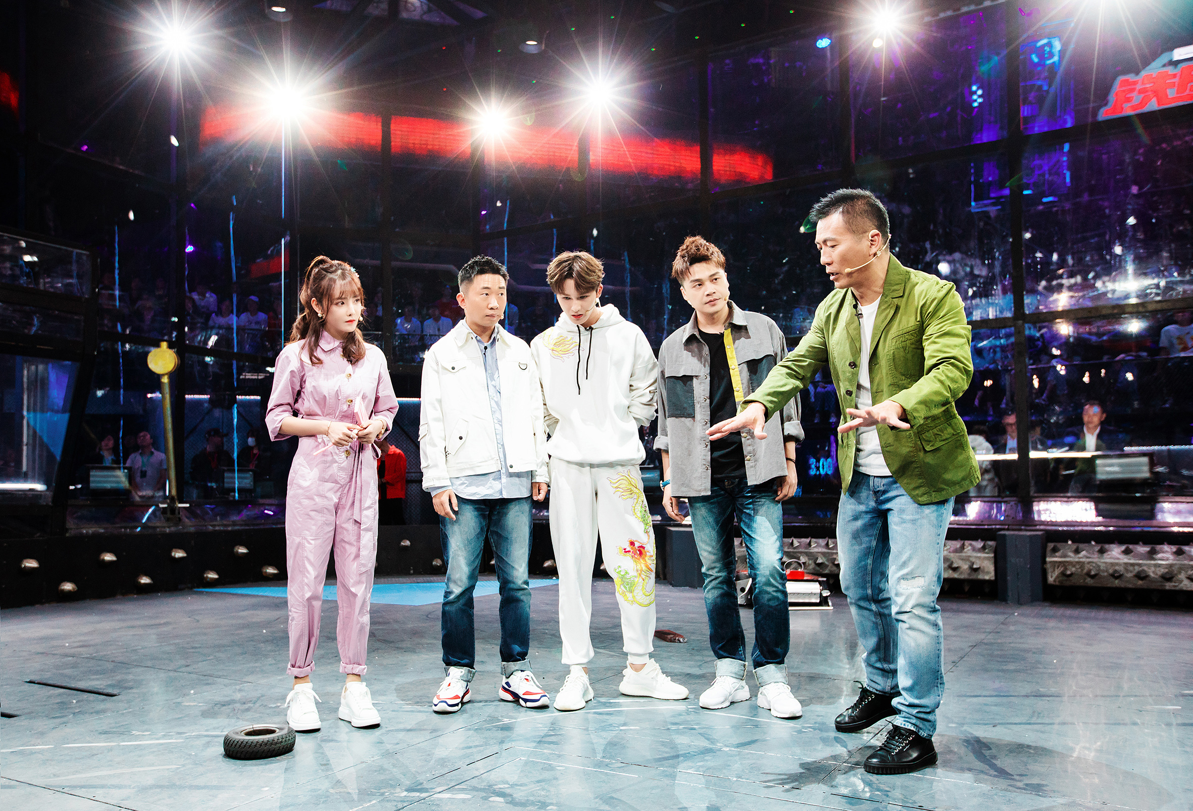 朱容君《铁甲雄心2》随缘组队"颜控"的幸运不是说说而已