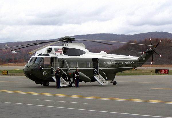 全球最安全可靠的直升机:美国总统专机陆战队一号!