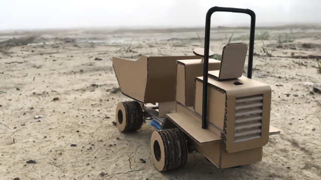 纸板制作遥控翻斗车,动手能力真厉害!