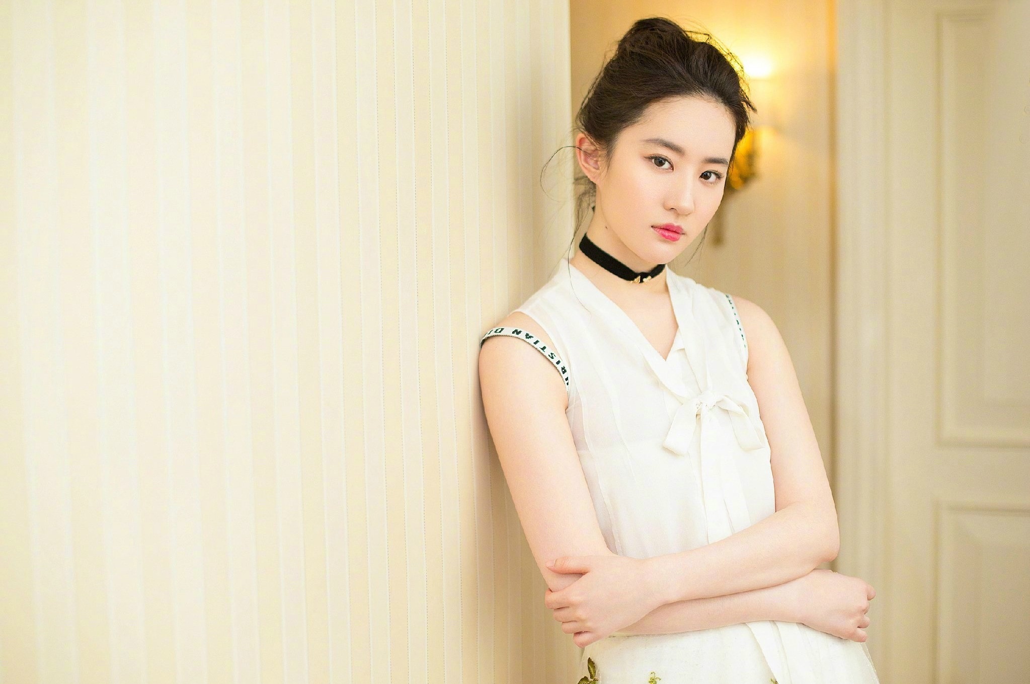 刘亦菲精美手机壁纸,你那么美,说什么都是对