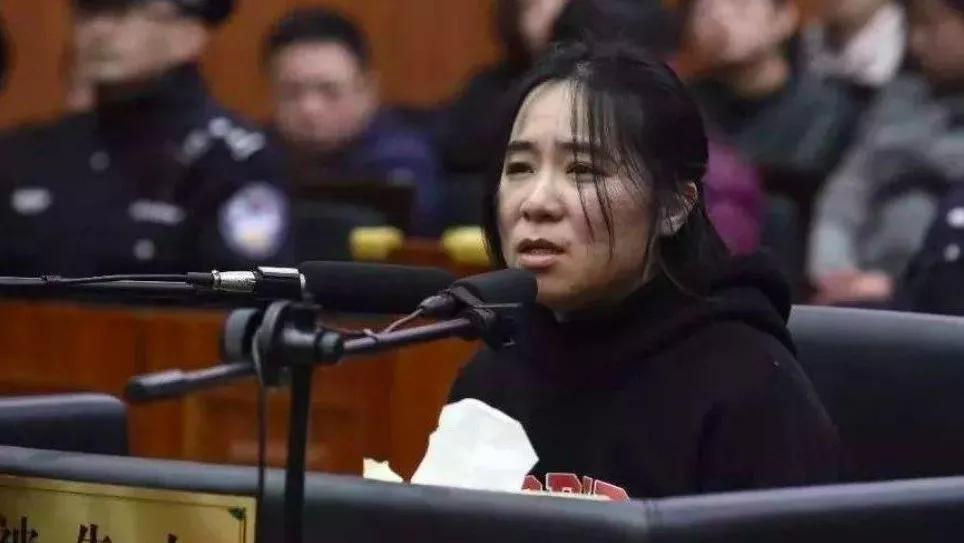与百名死囚生前对话:"杭州纵火保姆"至死无悔意