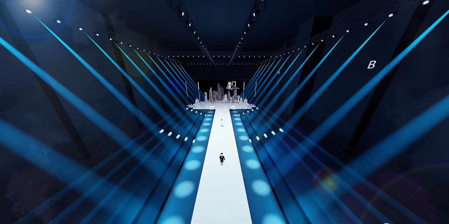 与国内最顶级舞美团队合作,重金打造国内最顶级时尚秀场