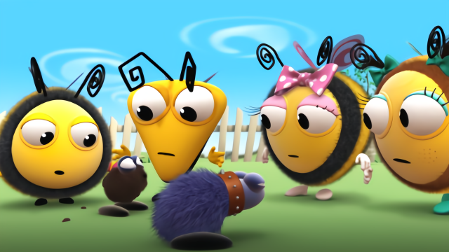 小蜜蜂:让他洗澡的秘诀居然是在他身上抹泥?