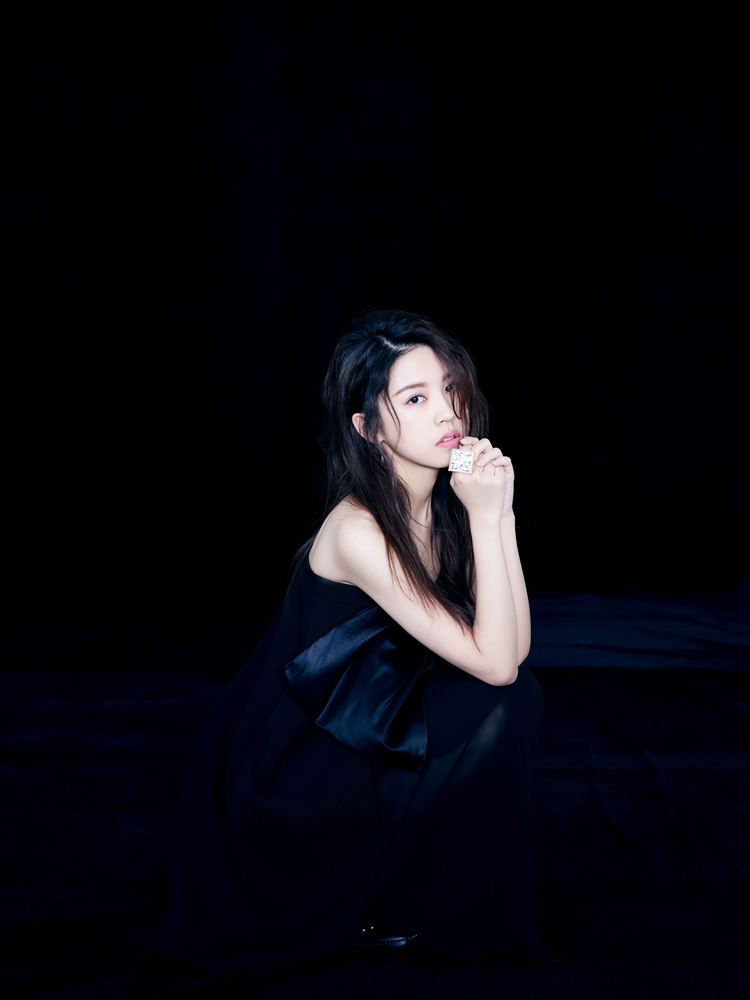 李紫莹递交群演公社毕业答卷真情演绎癌症患者引关注