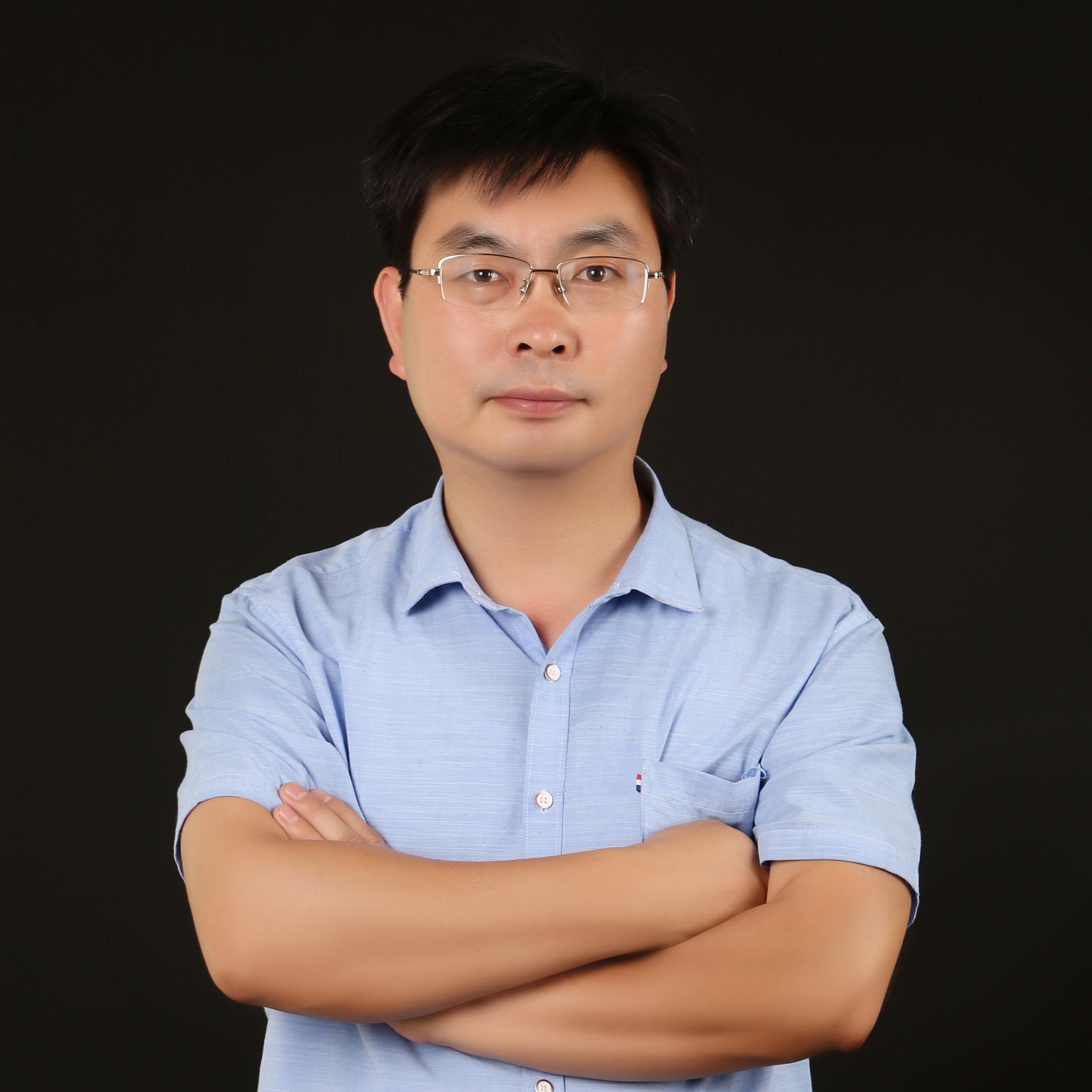 枫林唱晚,大陆男歌手,2019推出首张国语流行单曲《爱情一二三》等.