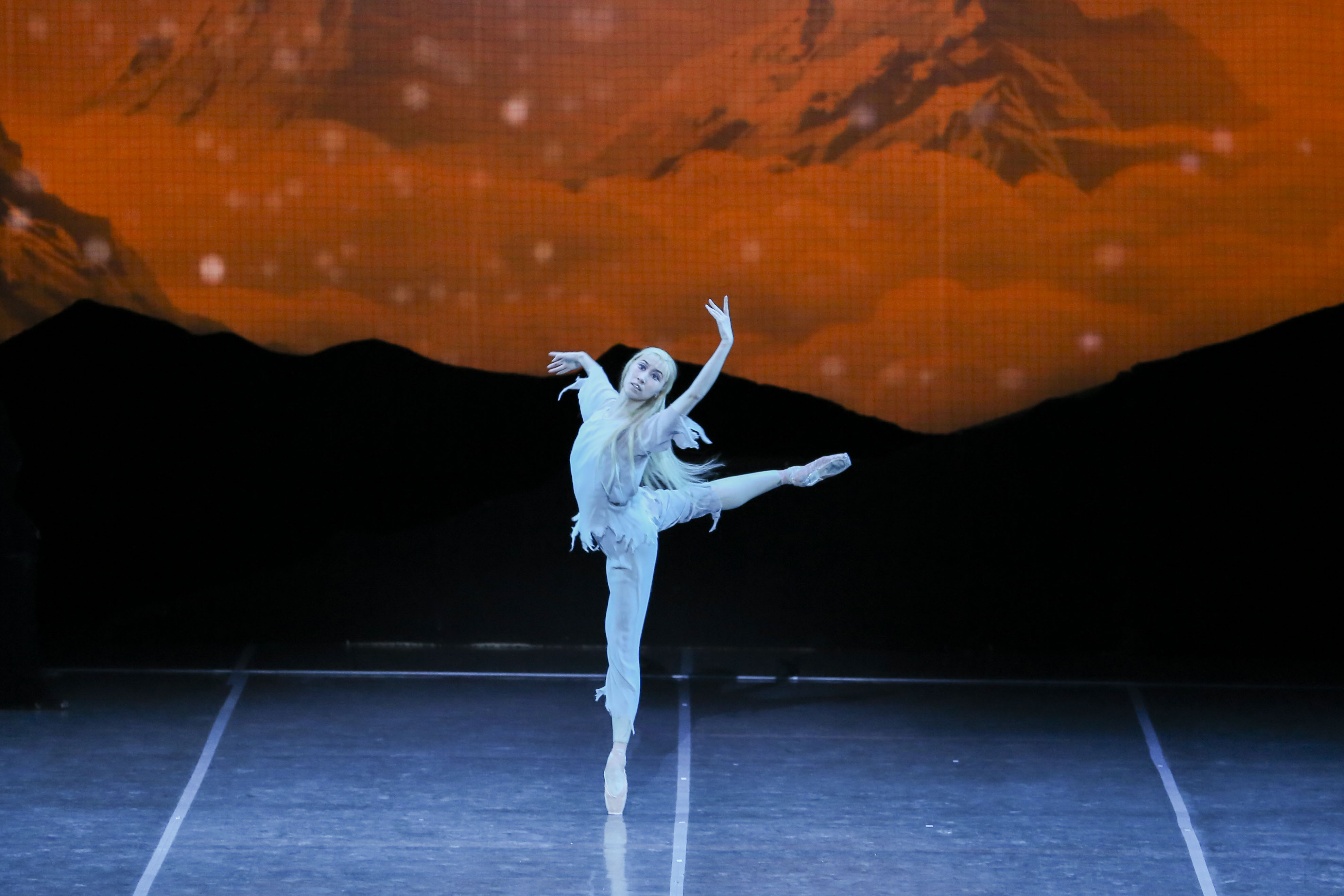 复排经典歌剧《白毛女》2015版 - 歌剧 - 中国歌剧舞剧院