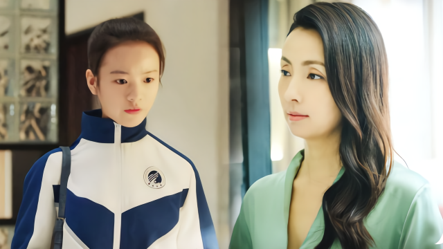 小欢喜李庚希陶虹矛盾大爆发心疼一个人吃饭的英子