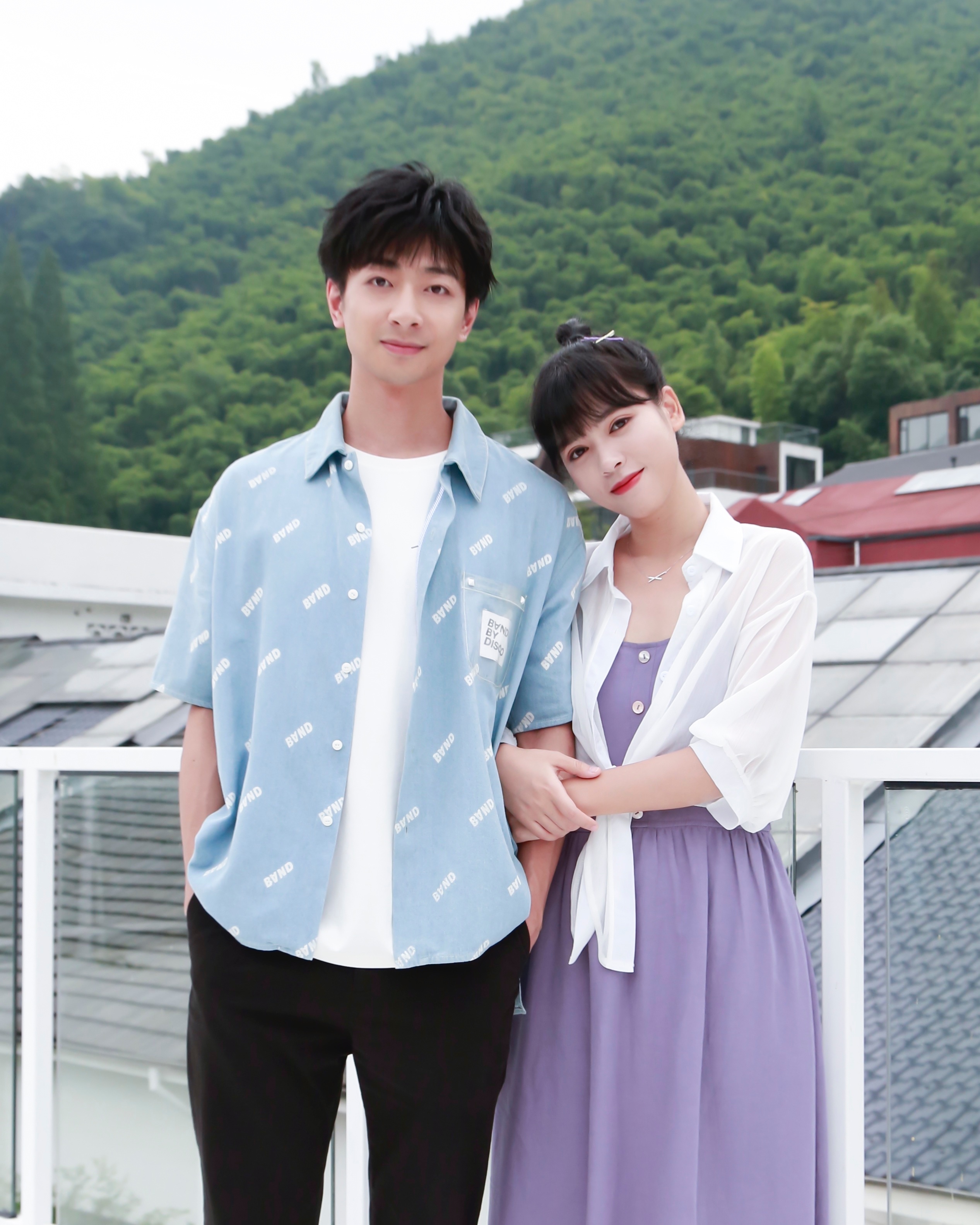 左立熊小玥《爱的旅行》催泪对视 月历夫妇变羊驼铲屎官__凤凰网