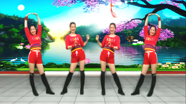 爆火歌曲广场舞《公子向北走》她舞出了这段略带遗憾的感情故事!