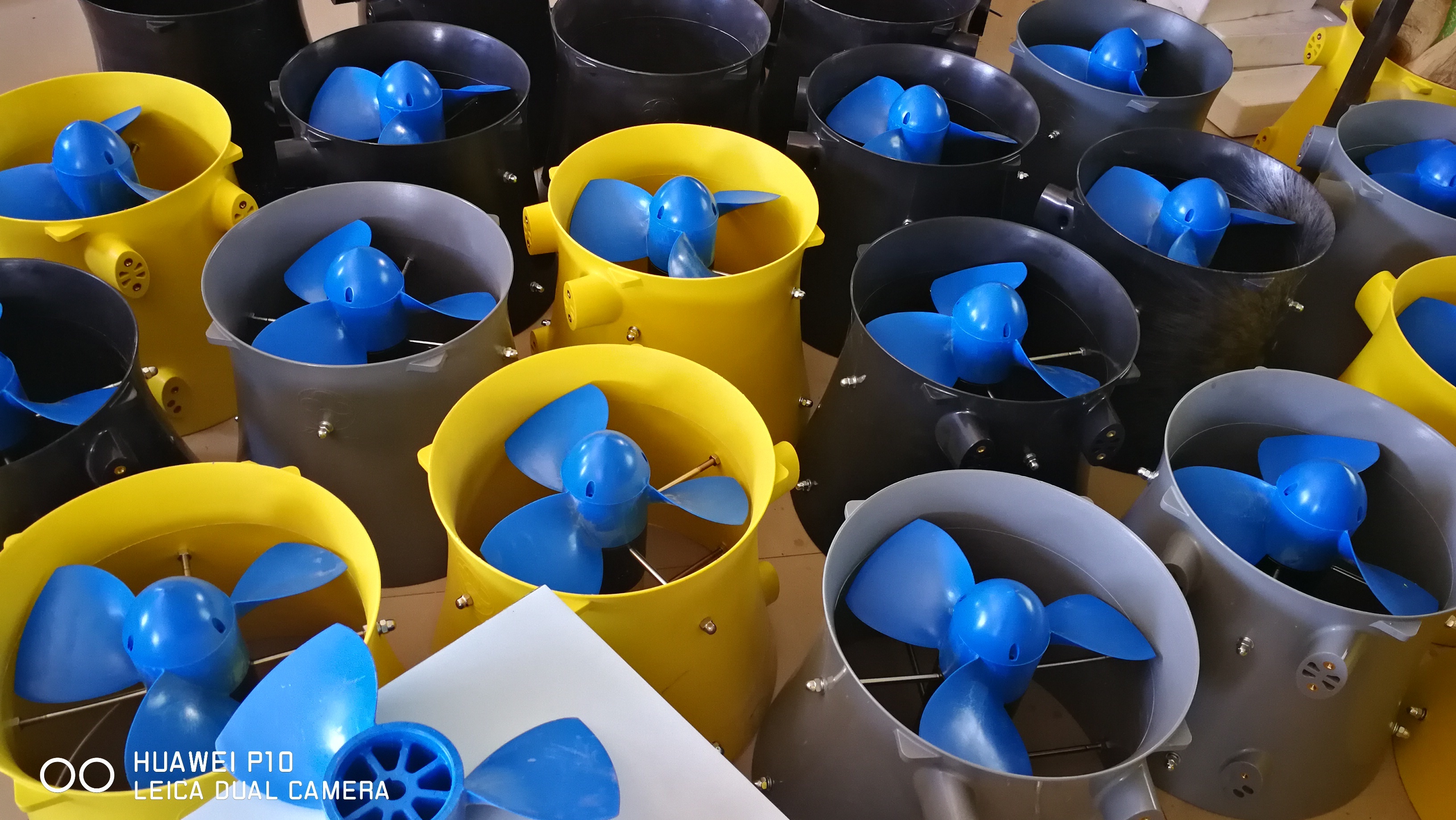 浮管式水力发电机之便携式水力发电机在重庆国博中心展出__凤凰网