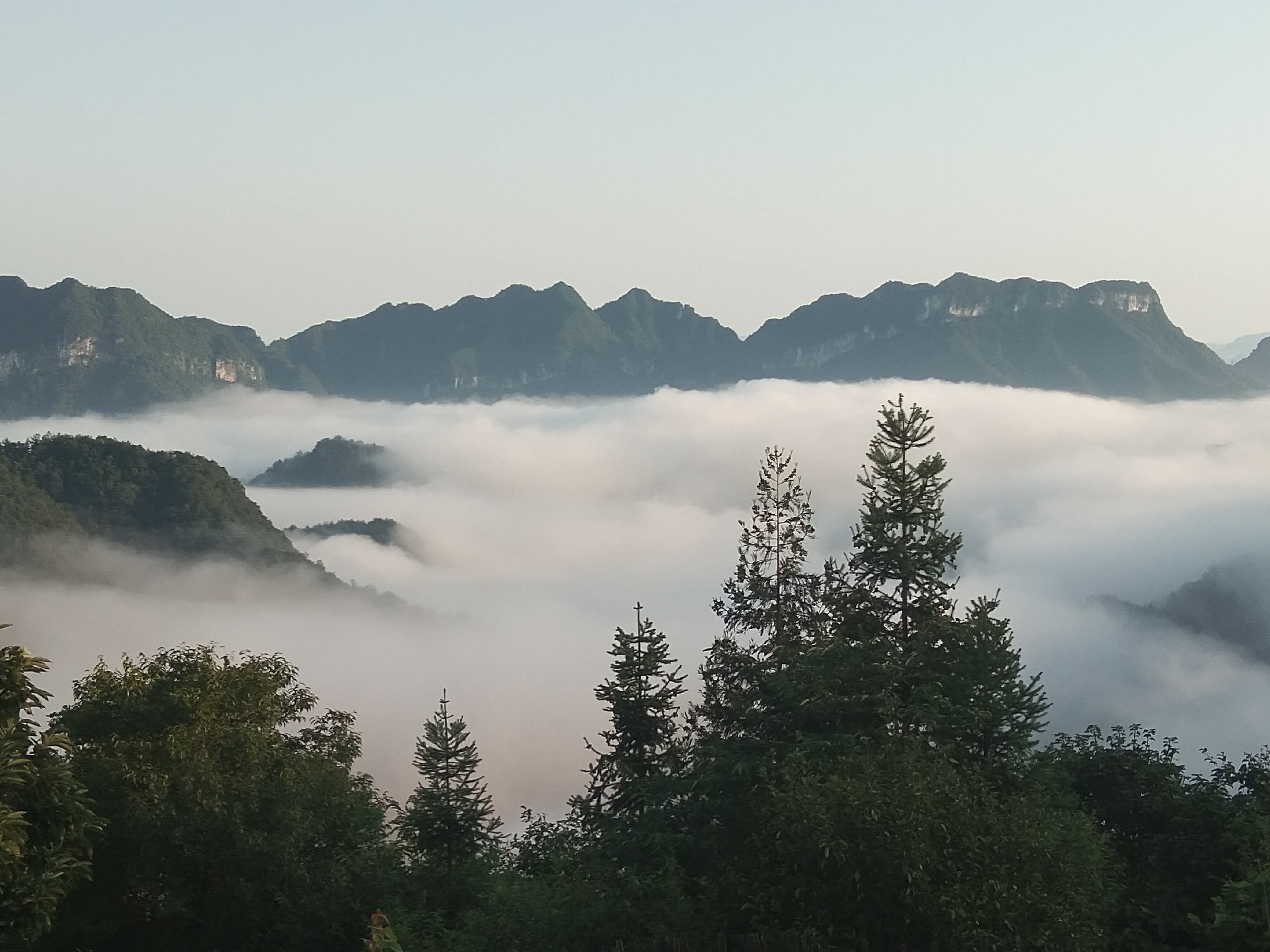 张家界旅游景点新推荐：雨后云上田园云海涌动