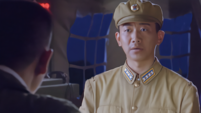 绝密543:到领导家献殷勤,还威胁领导,真是莽夫!