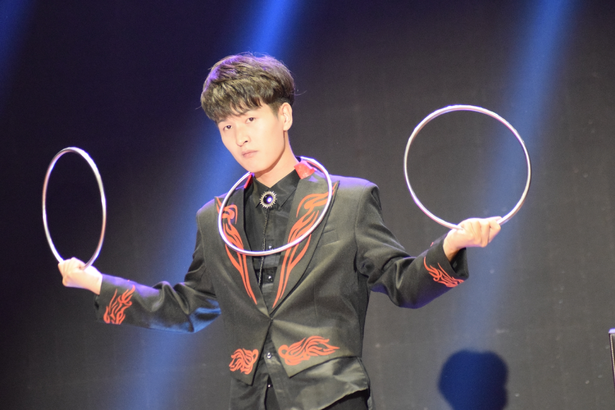 著名原创歌手赵华《恋爱恰恰》《兄弟你好》