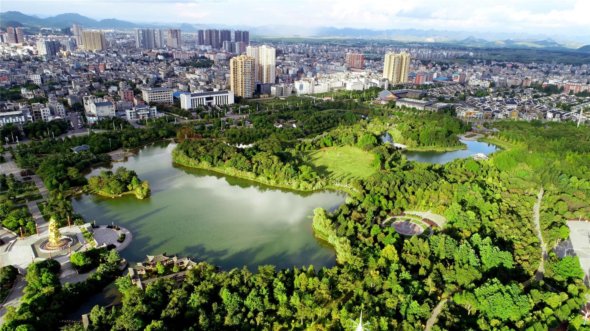 罗平,云南一座美丽的旅游小城