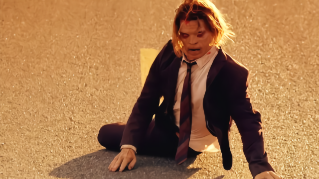 小涛电影解说几分钟看完美国恐怖电影血染黄沙