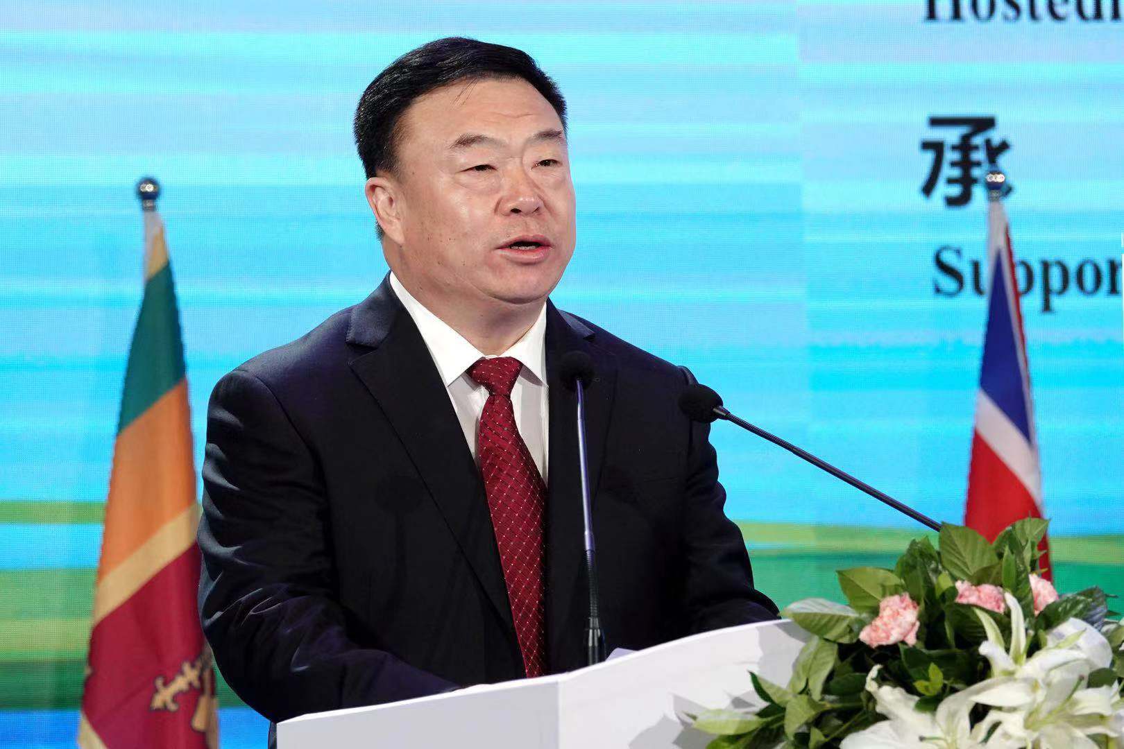 张恩惠坚持传承红色基因引领绿色发展建设生态文明示范区