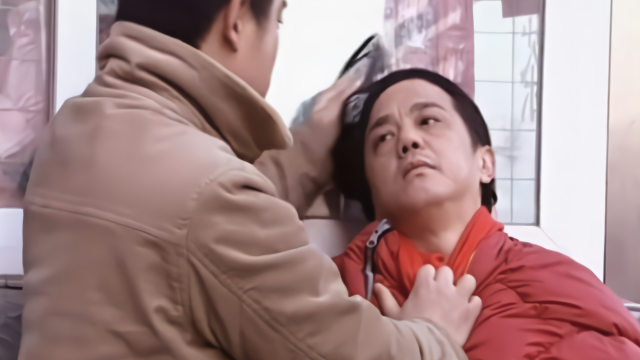 马大帅跟人打拳击,被人打的那叫一个惨