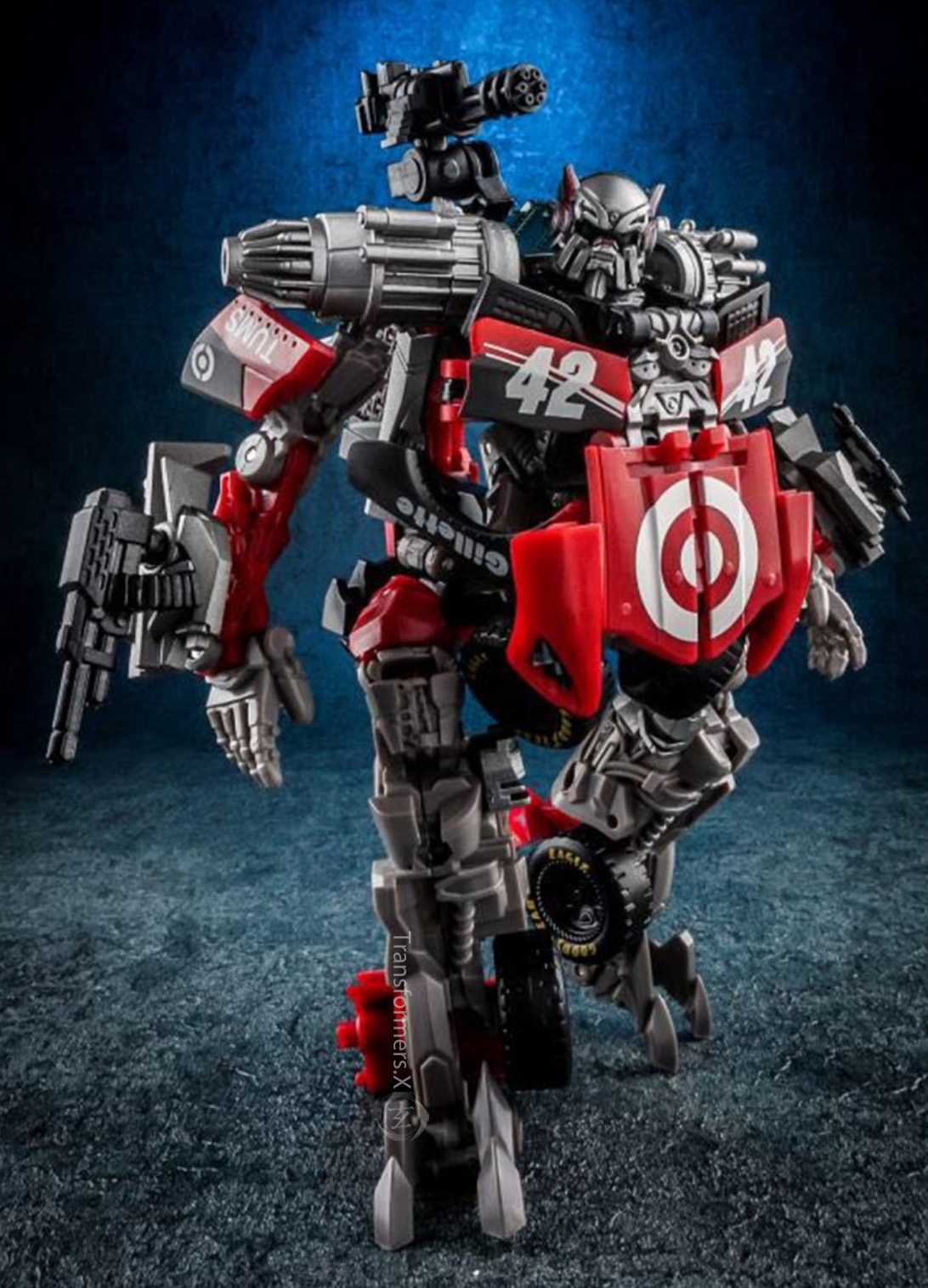 变形金刚大电影:月黑之时出现的全新组合雷霆救援队