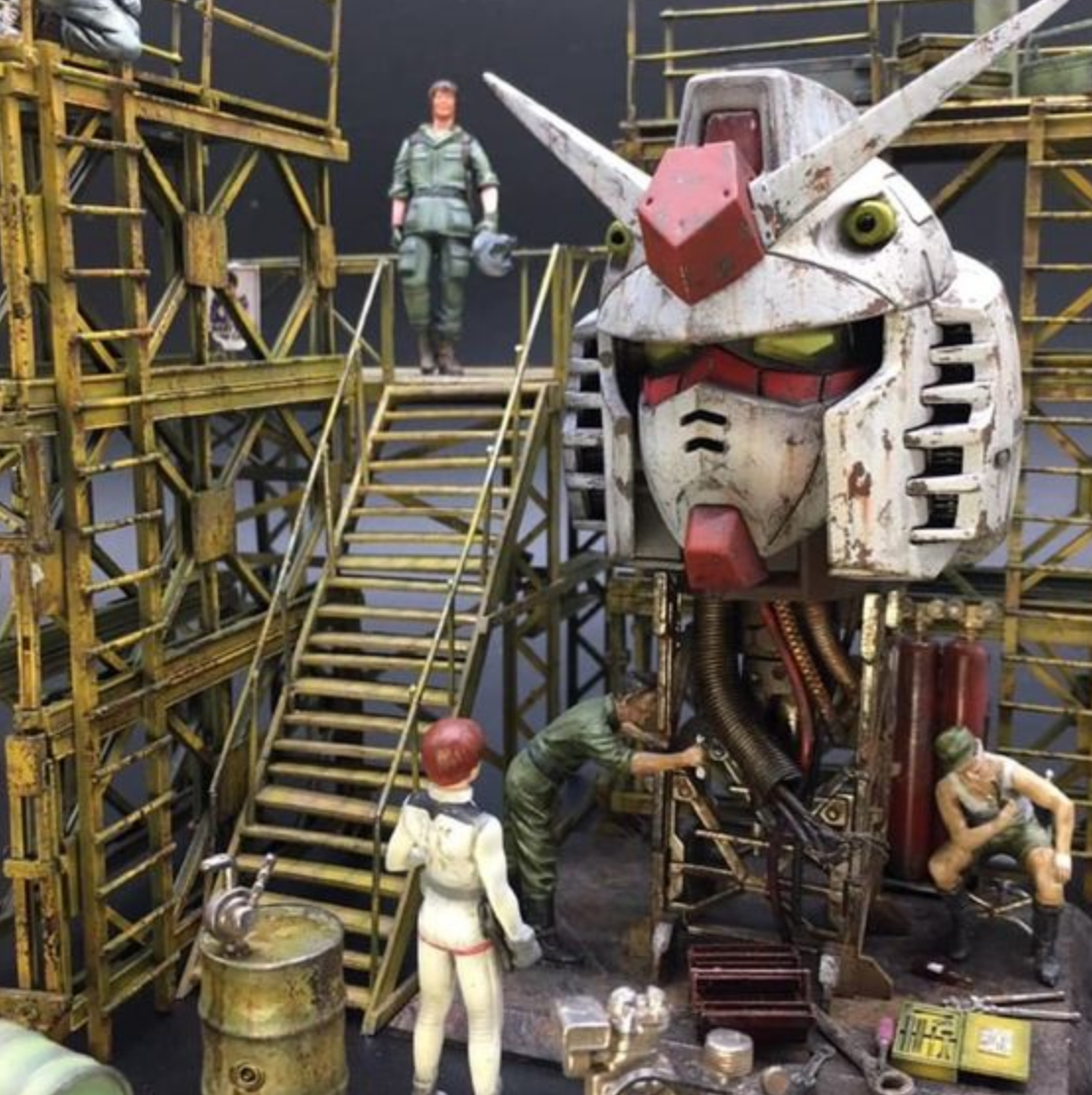 高达机甲漫画场景再现重涂战损版重塑实景