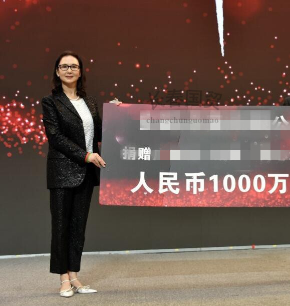 《西游记》"嫦娥"近照曝光,61岁气质优雅风采不减_凤凰网娱乐_凤凰网