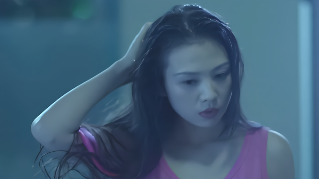 夜晚三点半打码版几分钟看完国产恐怖电影女寝还魂