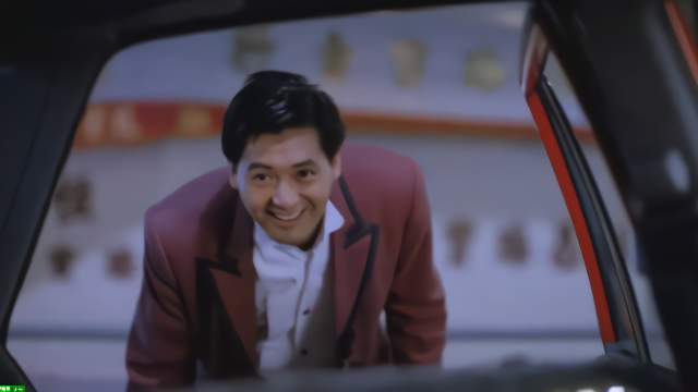 吉星拱照里周润发一人饰两角色讲的是什么话好搞笑