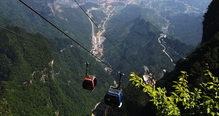 张家界旅游攻略：张家界旅游自由行、自助游、跟团游怎么选择，到张家界怎么玩